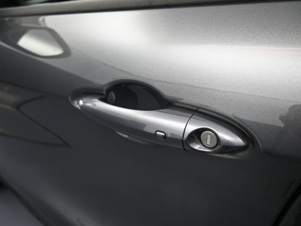 Used 2023 Alfa Romeo Stelvio Sprint image 34