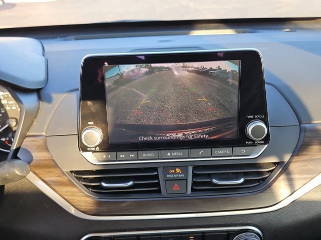 Used 2023 Nissan Altima 2.5 SV image 18