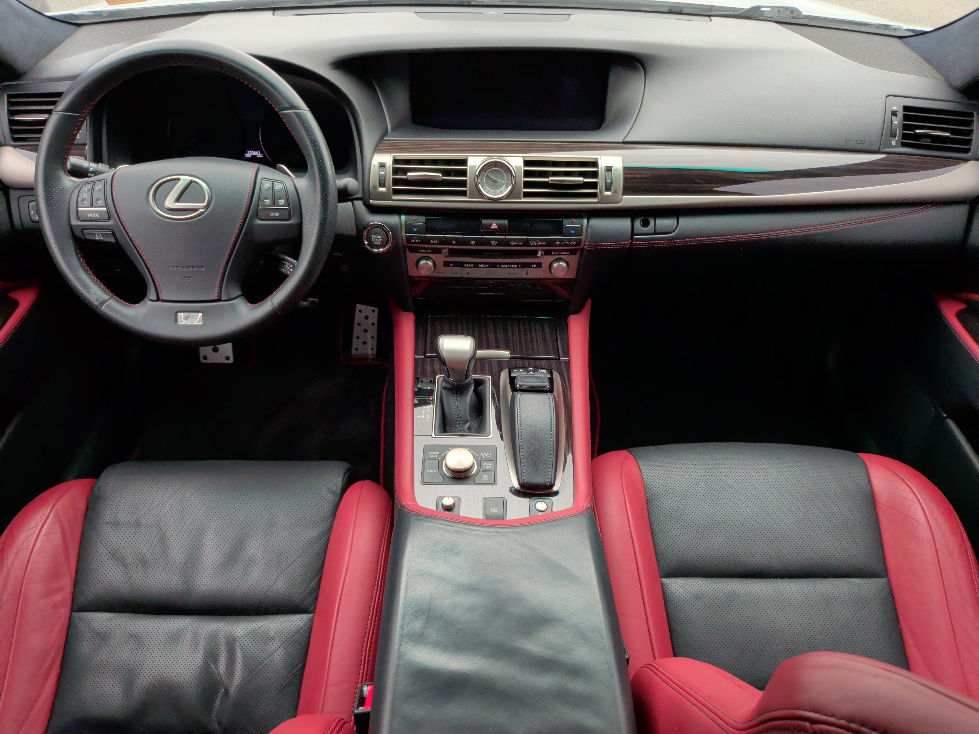 Used 2015 Lexus LS 460 RWD image 31