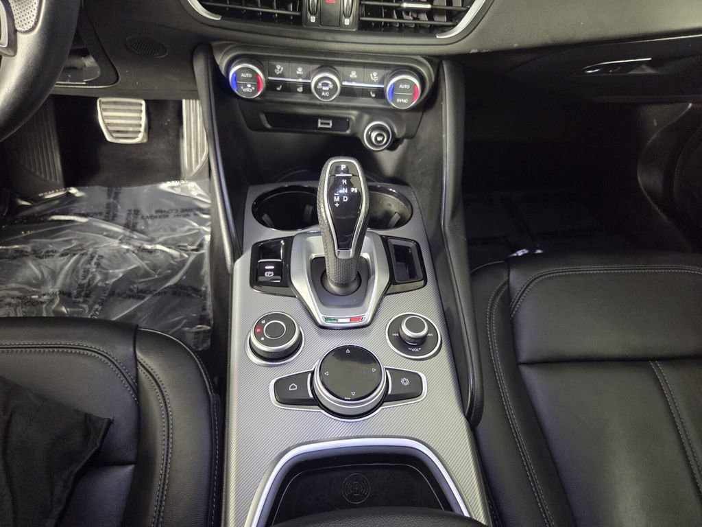 Used 2024 Alfa Romeo Giulia Ti image 20