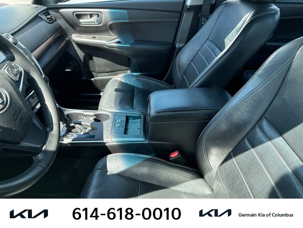 Used 2017 Toyota Camry XLE FWD image 8