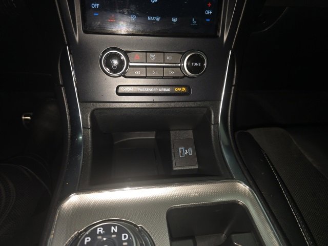 Used 2023 Ford Edge ST image 23