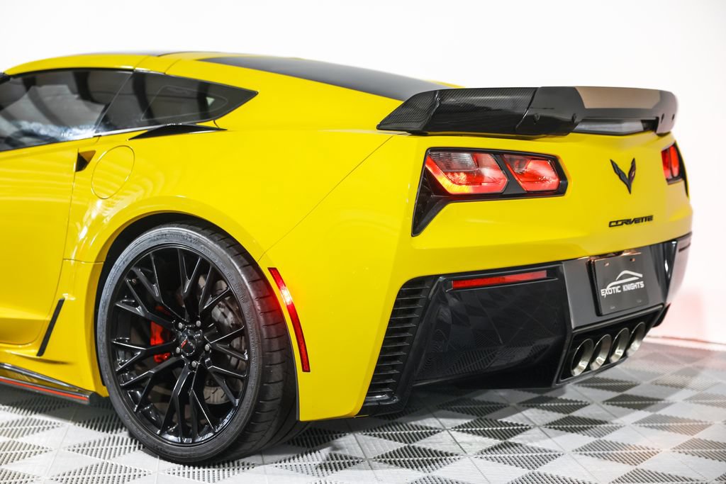 Used 2016 Chevrolet Corvette Z06 w/ 3LZ Preferred Equipment Group RWD image 28