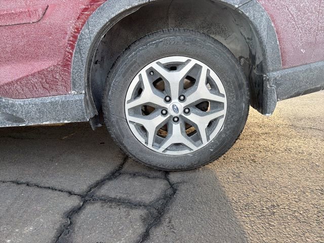 Used 2021 Subaru Forester Premium image 9