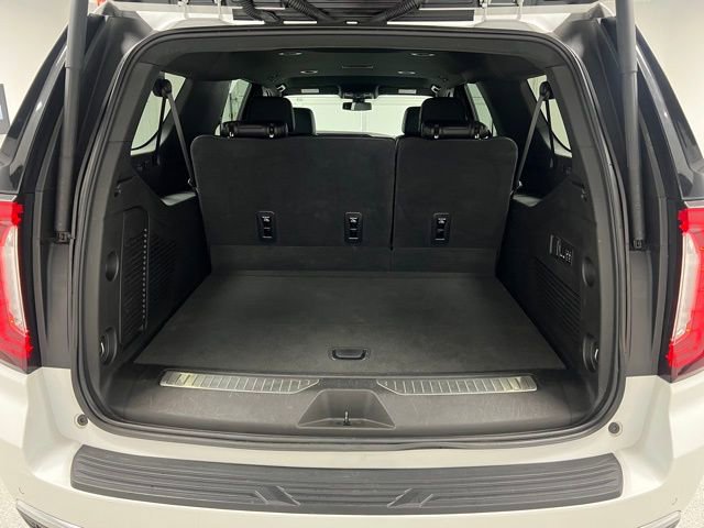 Used 2022 GMC Yukon XL Denali image 47