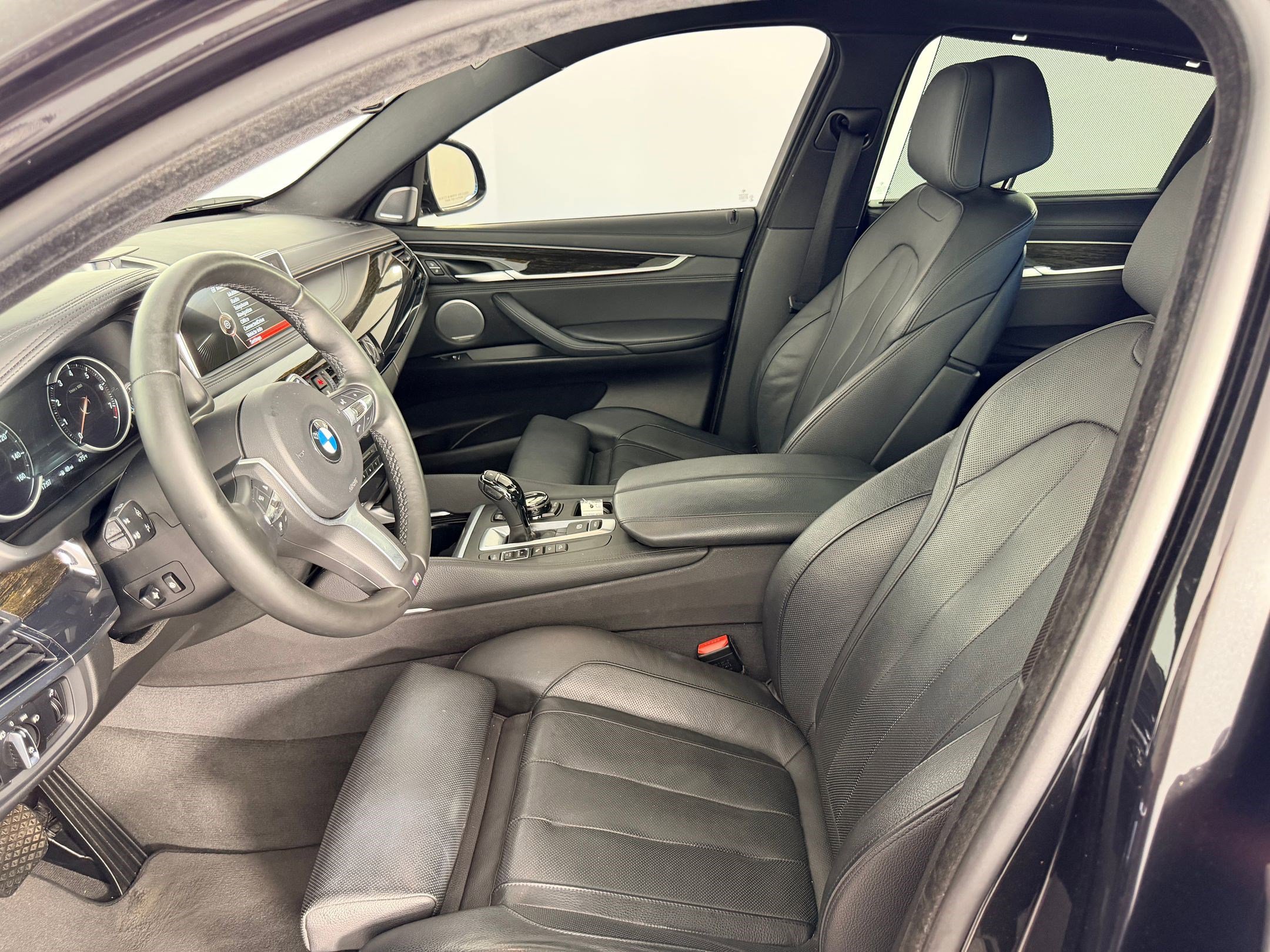 Used 2016 BMW X6 xDrive50i image 5