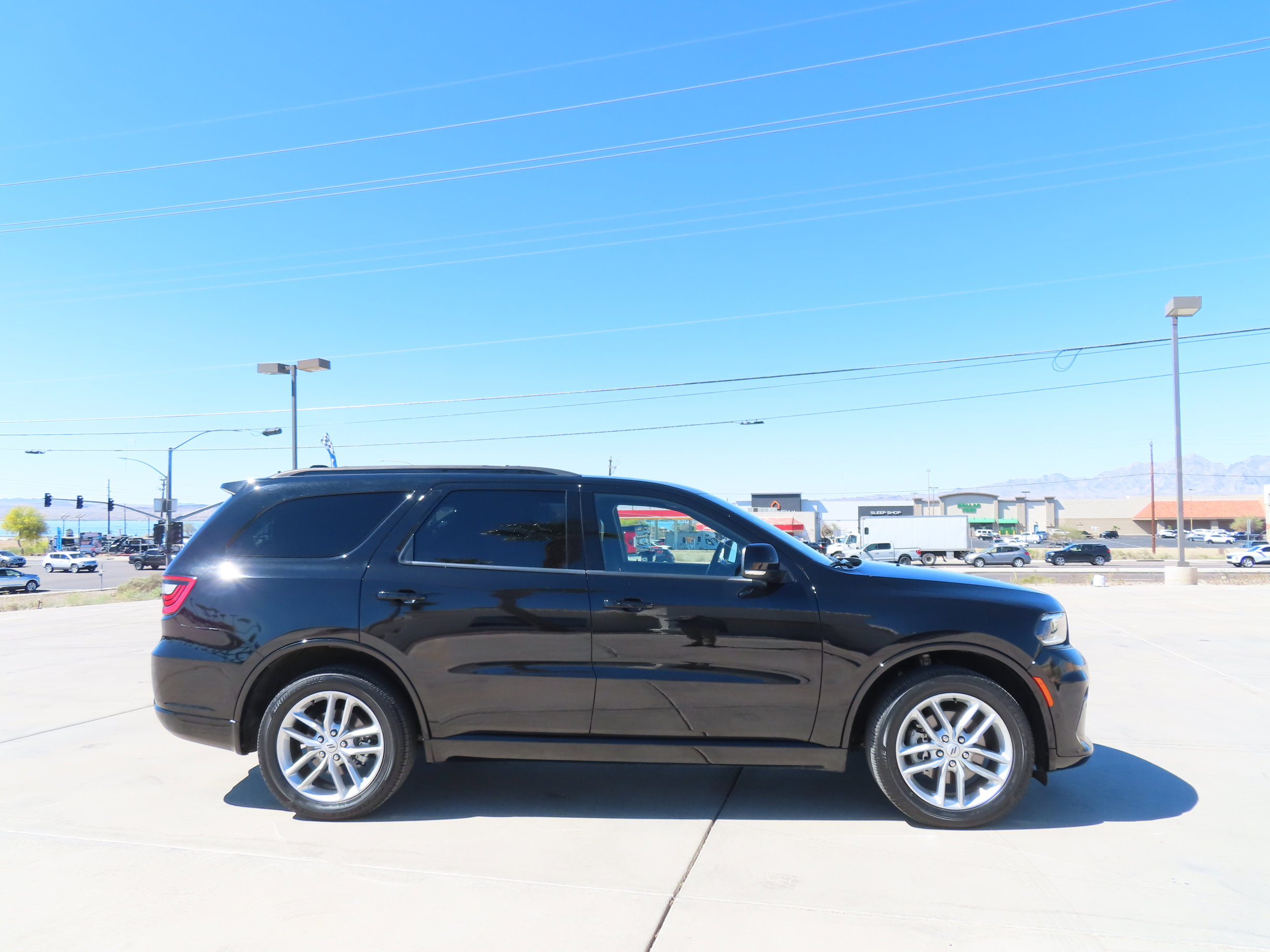 Used 2025 Dodge Durango GT image 9