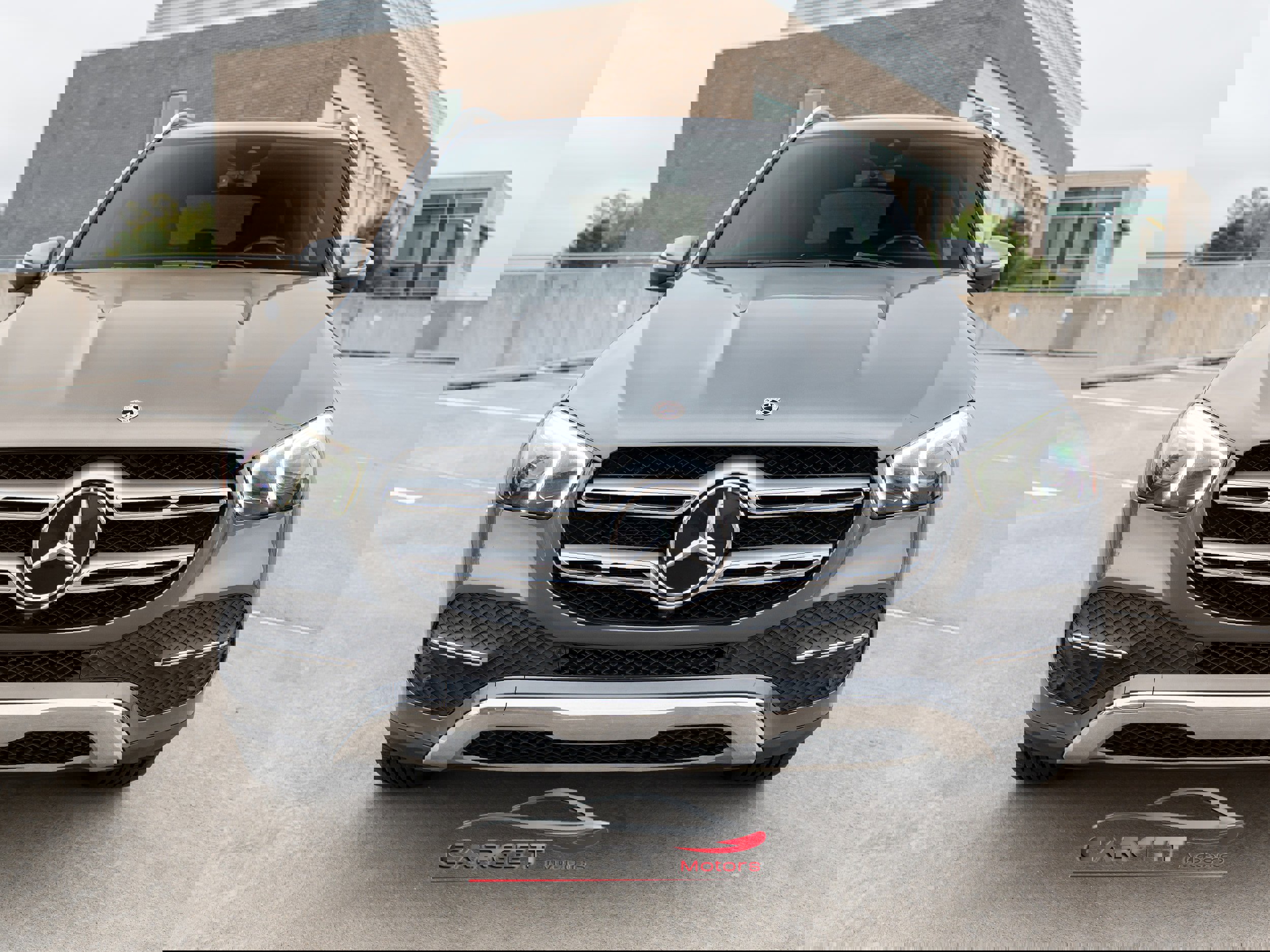 Used 2021 Mercedes-Benz GLE 350 4MATIC w/ Premium Package image 2