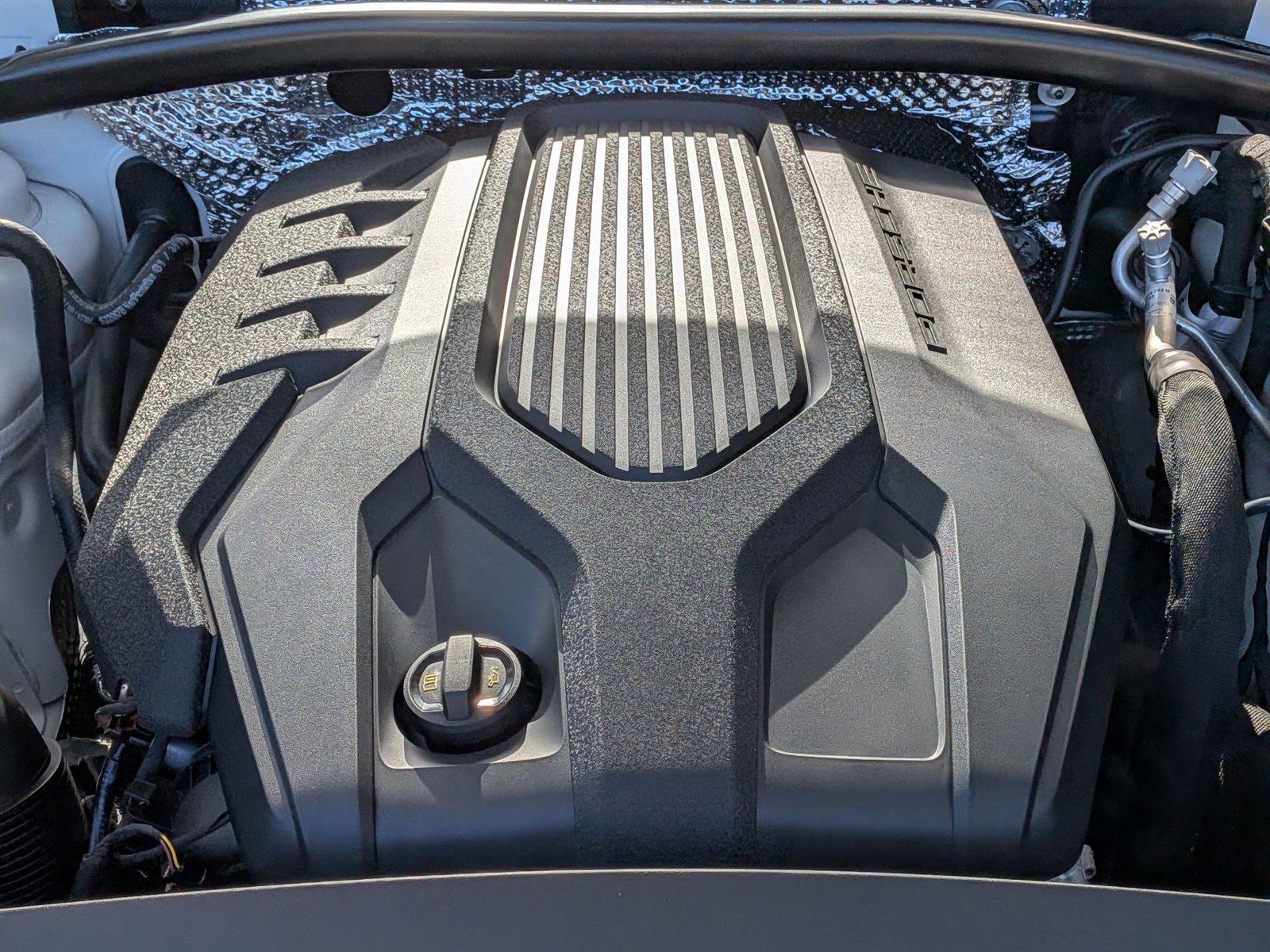 New 2026 Porsche Macan image 30