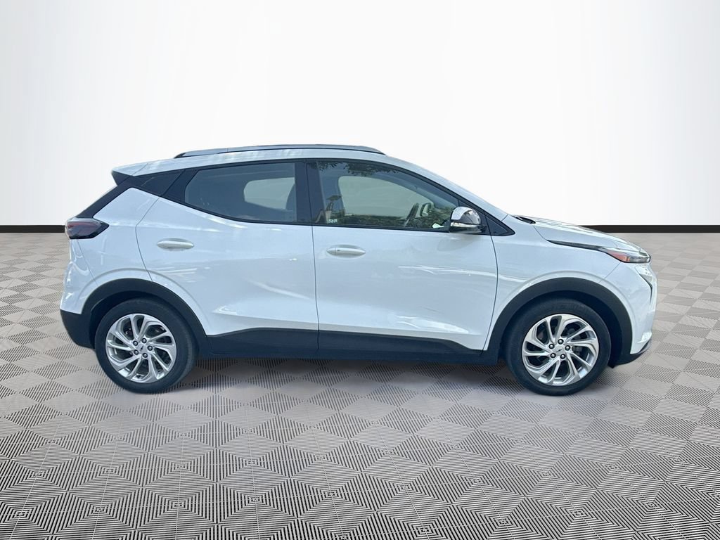 Used 2022 Chevrolet Bolt EUV LT FWD image 8