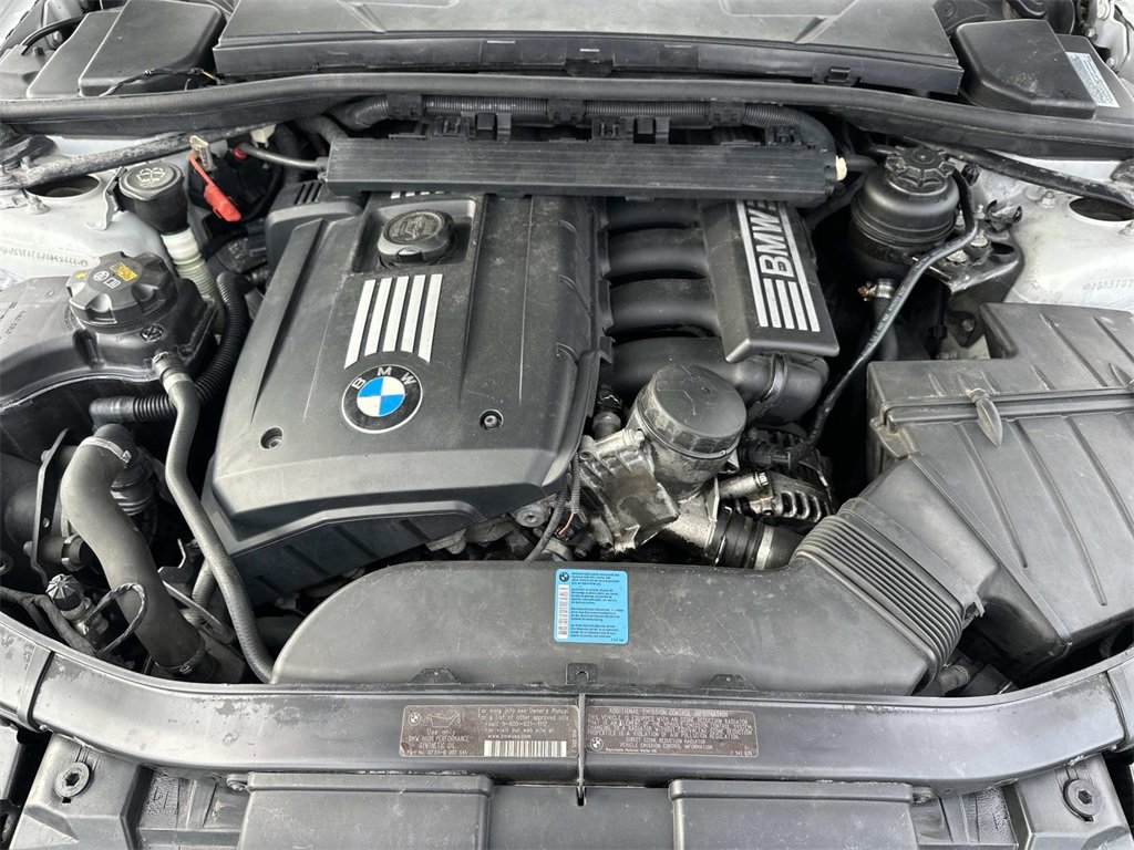 Used 2010 BMW 328i Sedan image 11