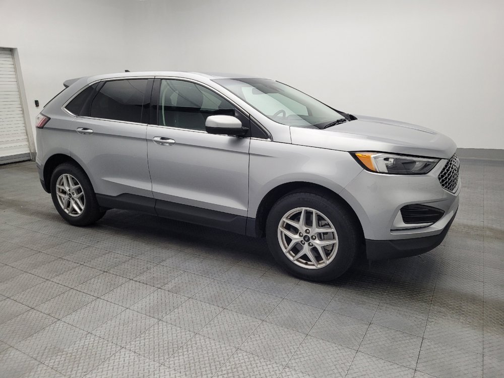 Used 2024 Ford Edge SEL image 11