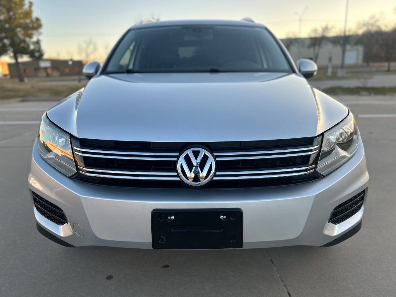 Used 2017 Volkswagen Tiguan Wolfsburg Edition image 3