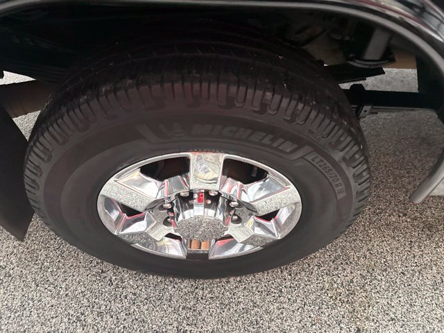Used 2017 GMC Sierra 3500 Denali w/ Duramax Plus Package AWD/4WD image 23