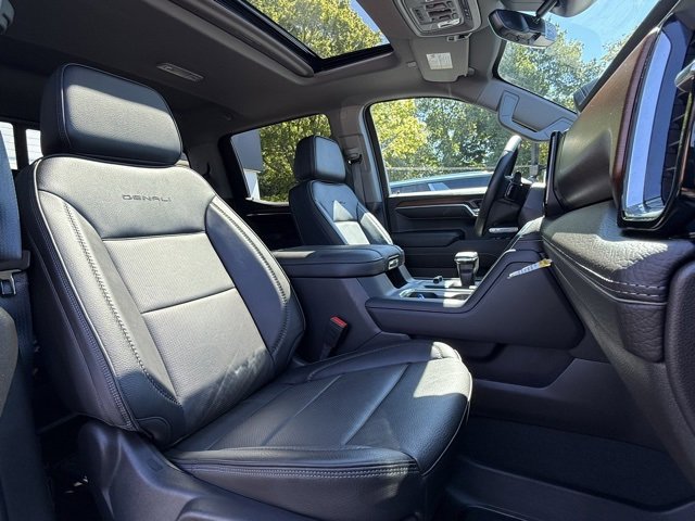 Used 2024 GMC Sierra 1500 Denali w/ Denali Reserve Package image 16