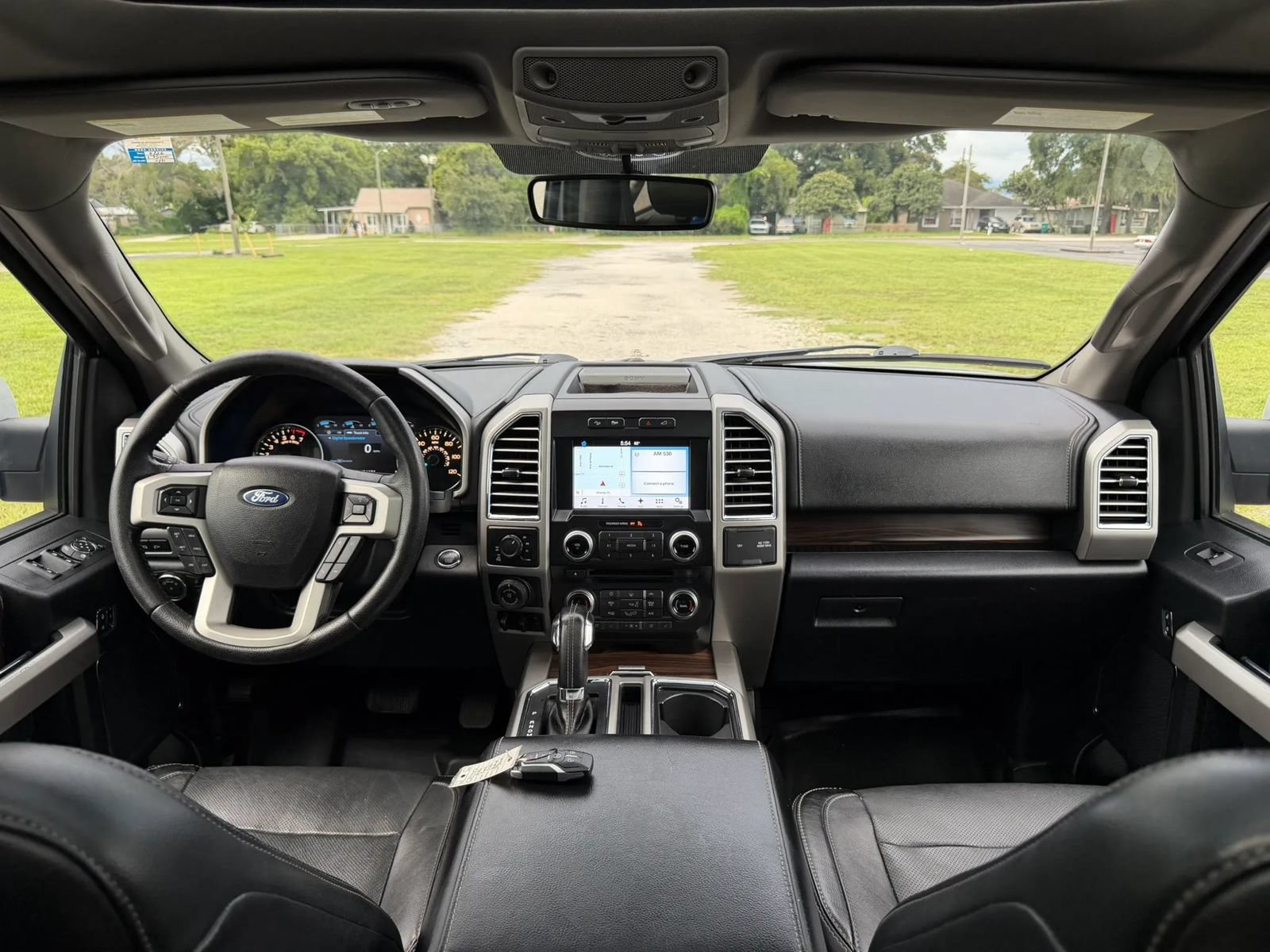 Used 2016 Ford F150 Lariat w/ Equipment Group 501A Mid AWD/4WD image 9