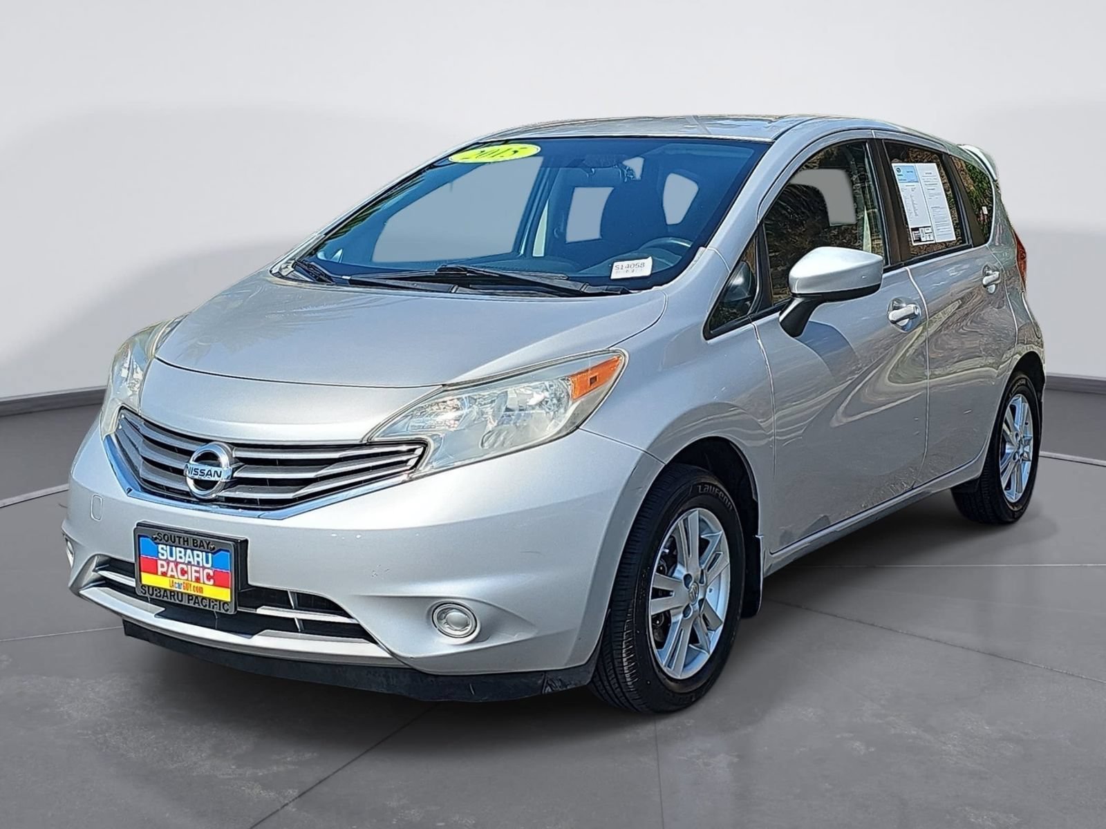 Used 2015 Nissan Versa Note SV w/ Sport Value Package FWD image 7