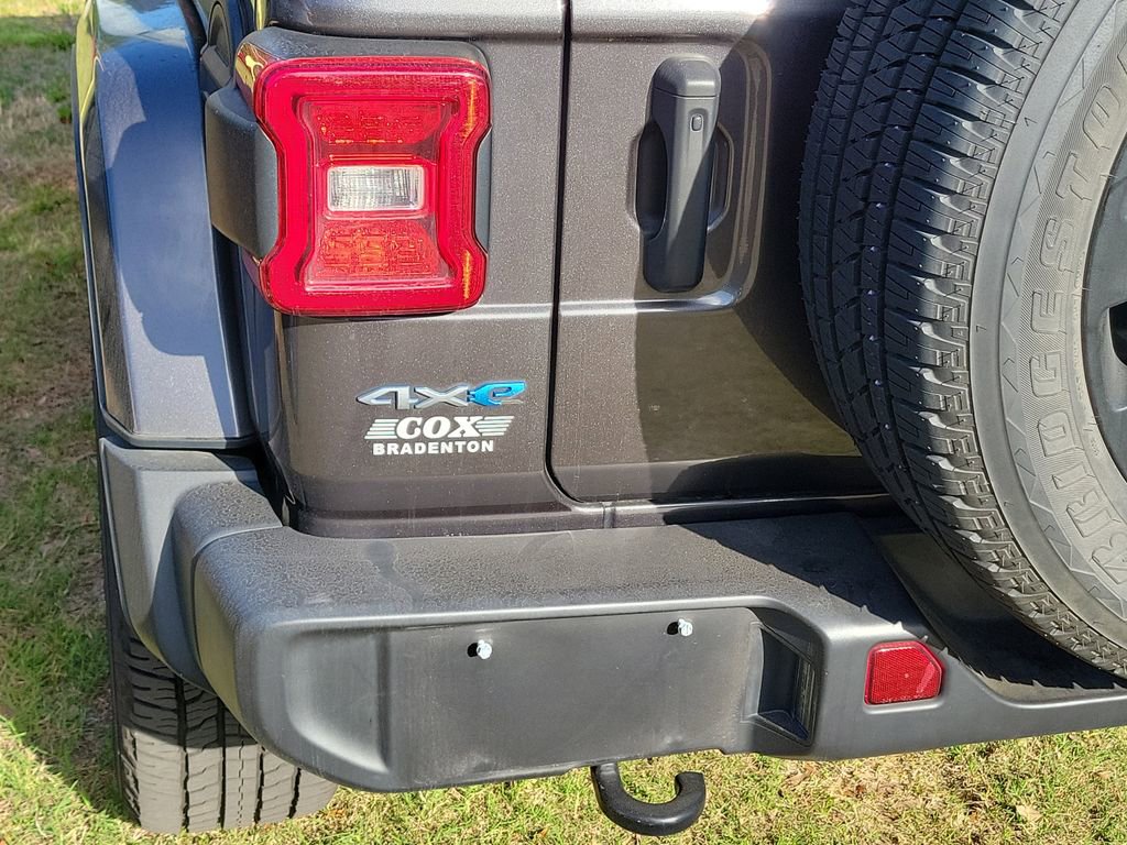 Used 2021 Jeep Wrangler Unlimited Sahara image 21