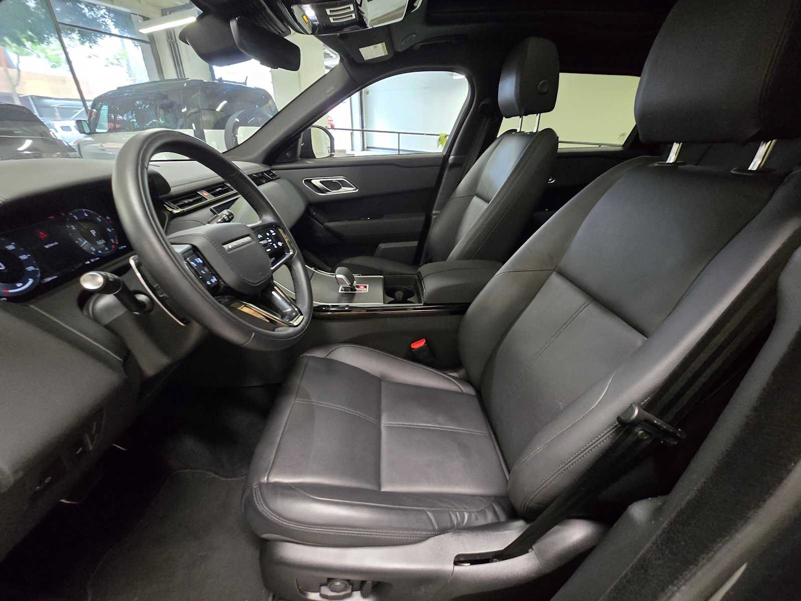 Used 2026 Land Rover Range Rover Velar Dynamic SE AWD/4WD image 20