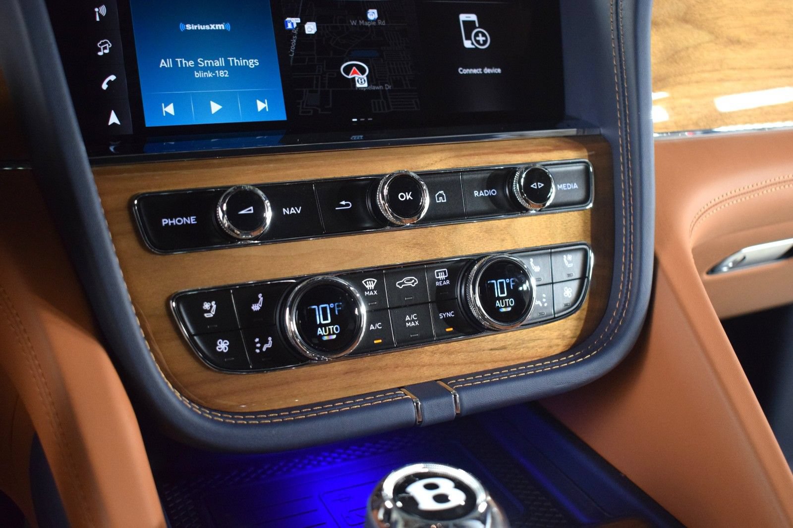 New 2026 Bentley Bentayga AWD/4WD image 36