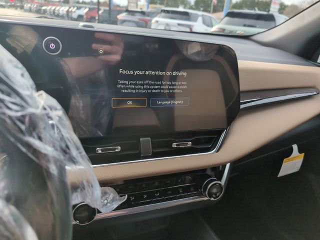 New 2026 Chevrolet Equinox ACTIV w/ Convenience Package III image 20