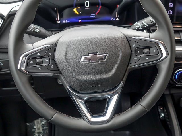 New 2026 Chevrolet TrailBlazer LT w/ Midnight Edition image 18