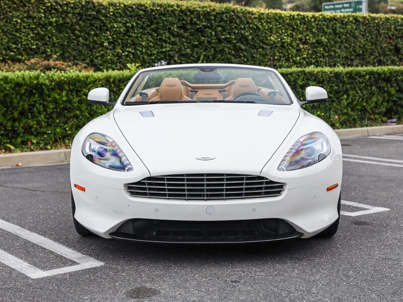 Used 2016 Aston Martin DB9 GT RWD image 3