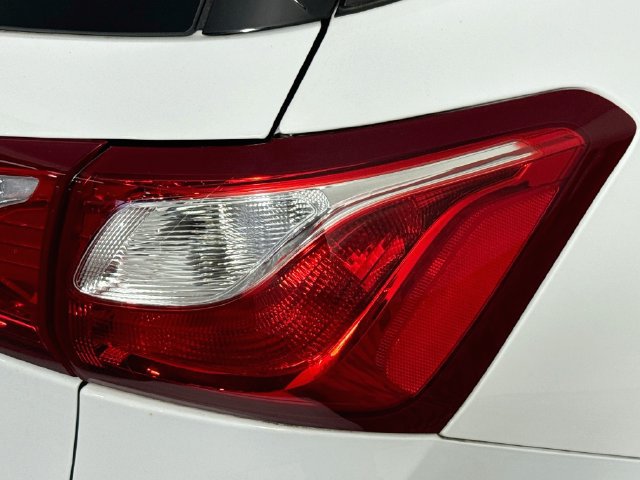 Used 2020 Chevrolet Equinox LT FWD image 31