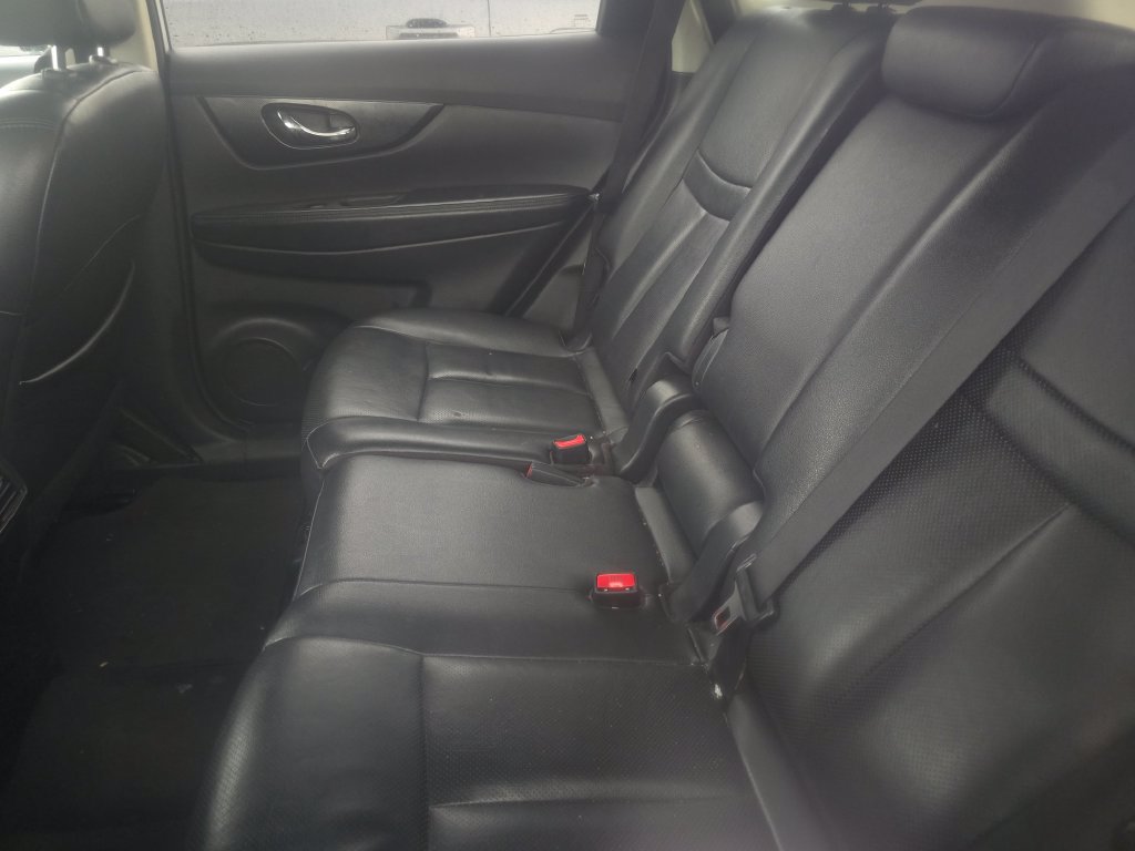 Used 2016 Nissan Rogue SL w/ SL Premium Package AWD/4WD image 23