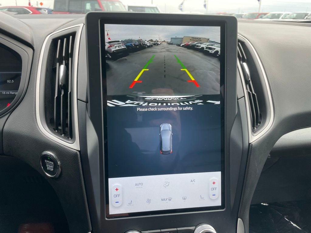 Used 2023 Ford Edge SEL image 17