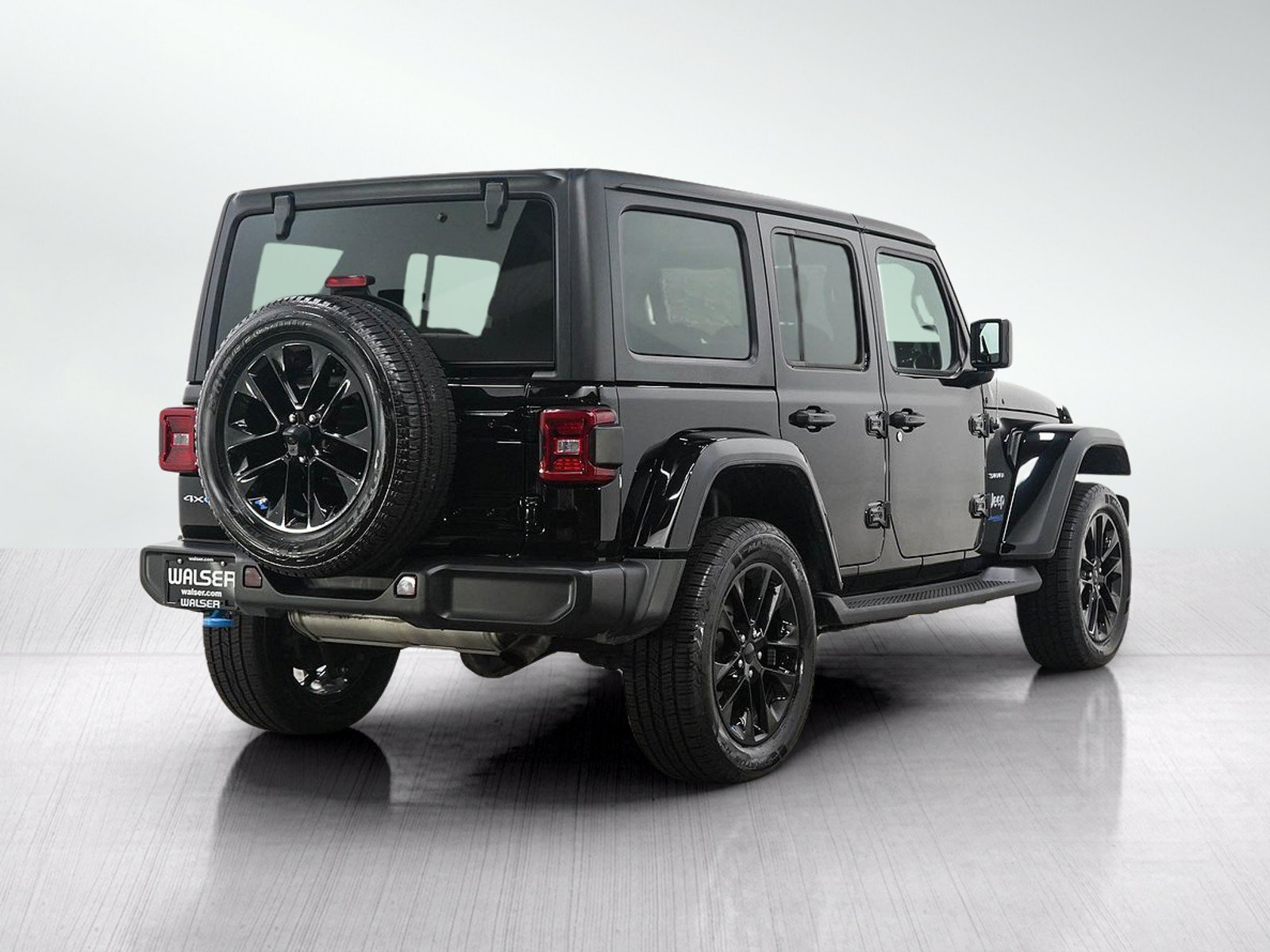 Used 2022 Jeep Wrangler Unlimited Sahara w/ Cold Weather Group AWD/4WD image 5