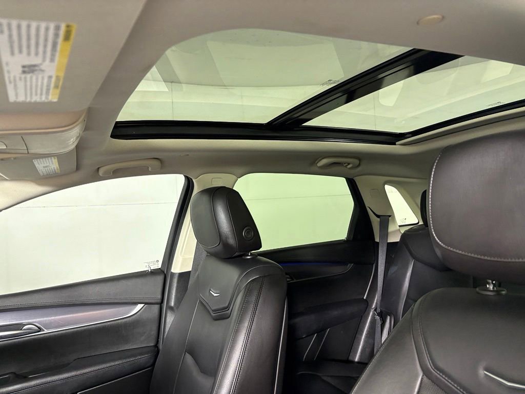 Used 2019 Cadillac XT5 Premium Luxury FWD image 34