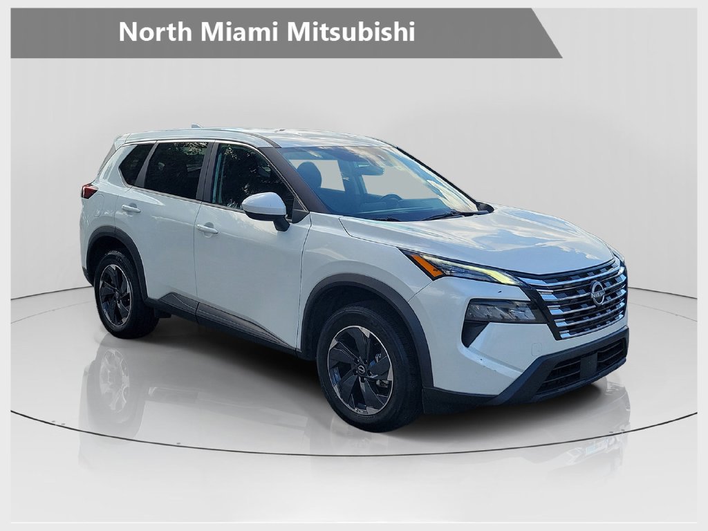 Used 2025 Nissan Rogue SV AWD/4WD image 1
