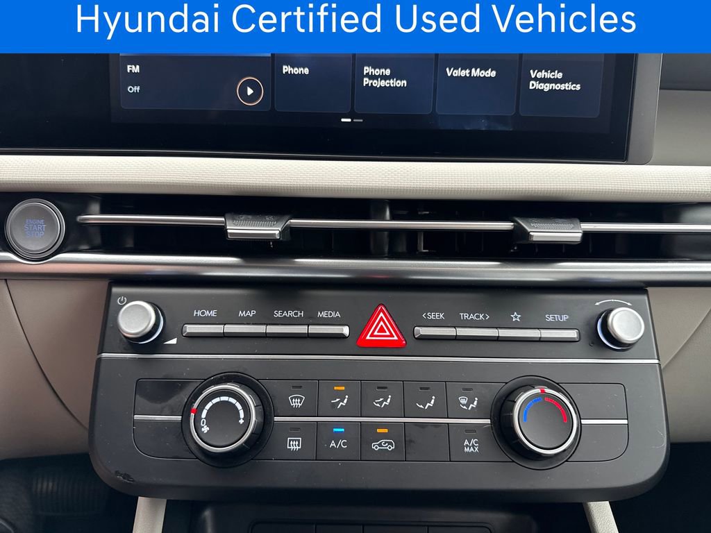Certified 2025 Hyundai Tucson SE image 24