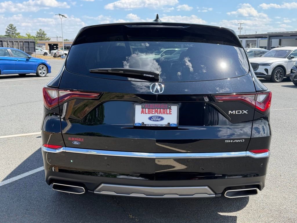 Used 2025 Acura MDX SH-AWD w/ Technology Package image 4