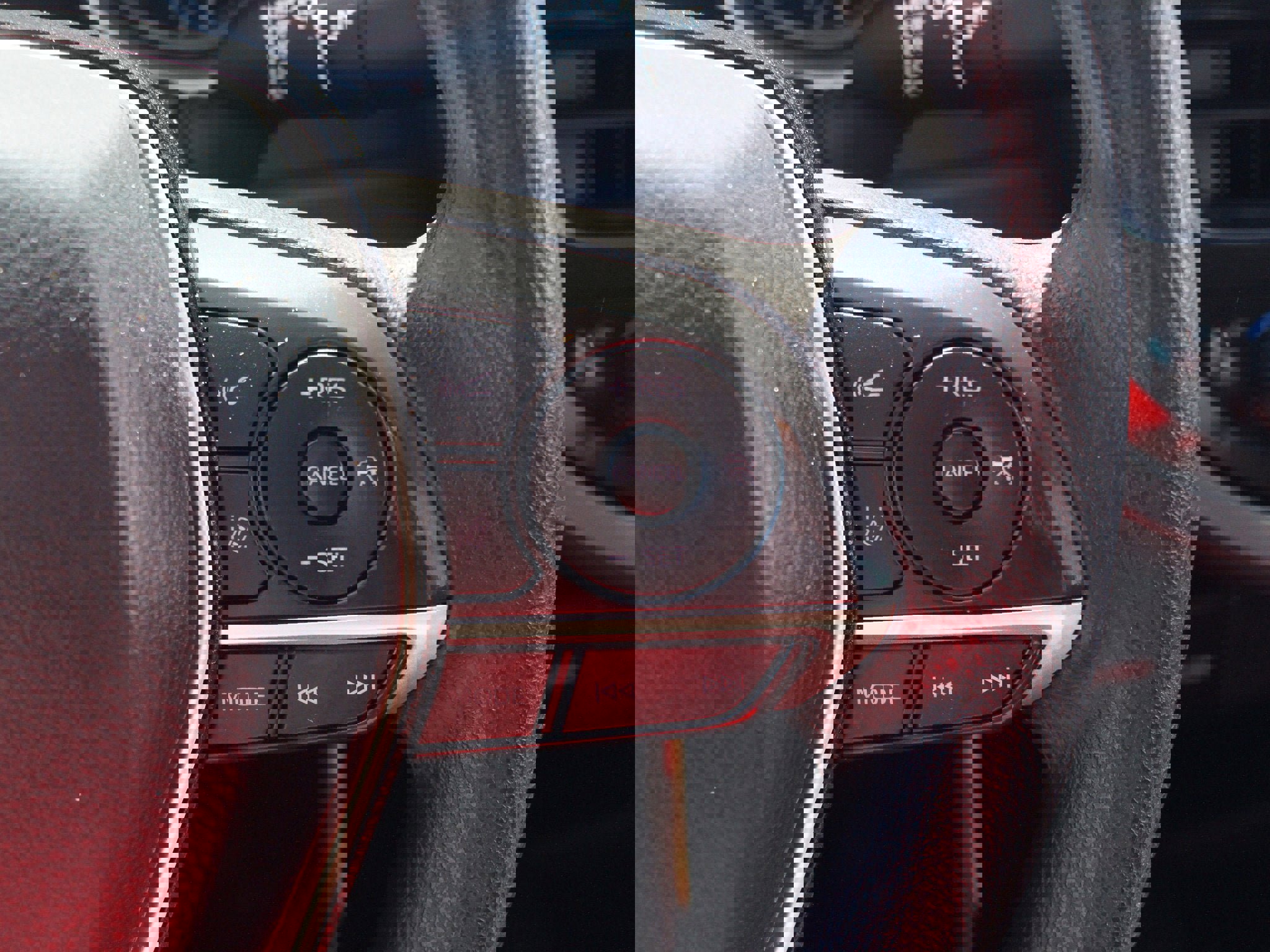 Used 2024 Toyota Camry LE FWD image 8