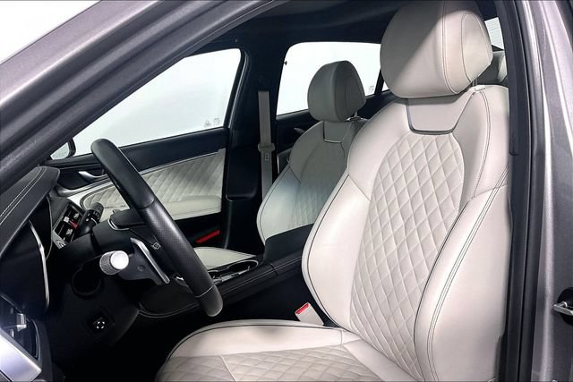 Certified 2025 Genesis G70 3.3T Advanced w/ Sport Prestige Package RWD image 25