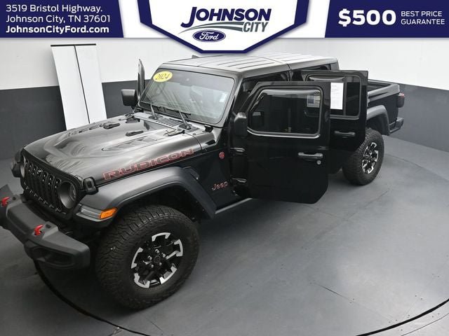 Used 2024 Jeep Gladiator Rubicon w/ Technology Group AWD/4WD image 35
