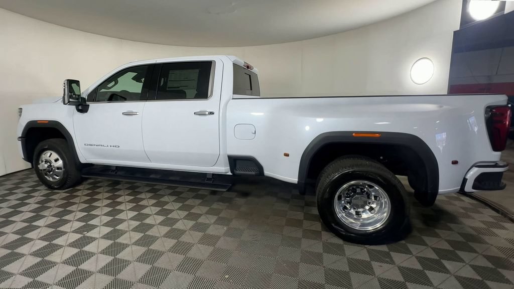New 2026 GMC Sierra 3500 Denali w/ Technology Package AWD/4WD image 8