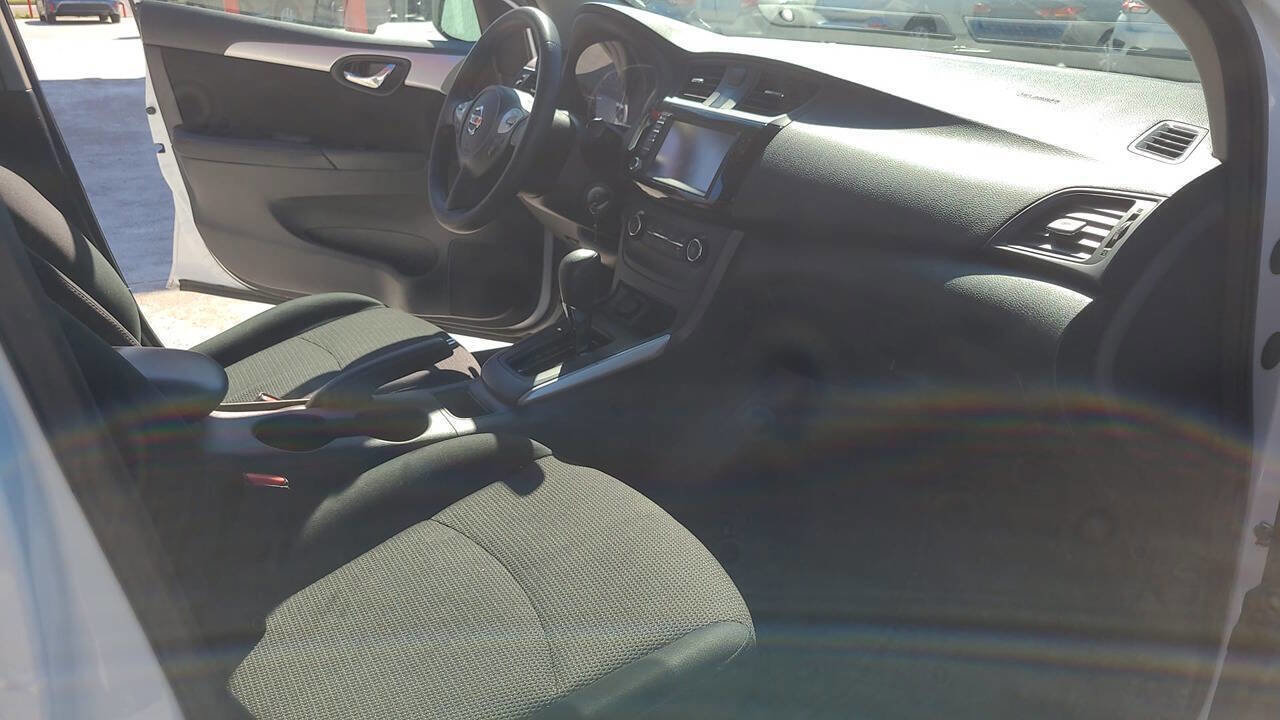 Used 2019 Nissan Sentra S FWD image 4