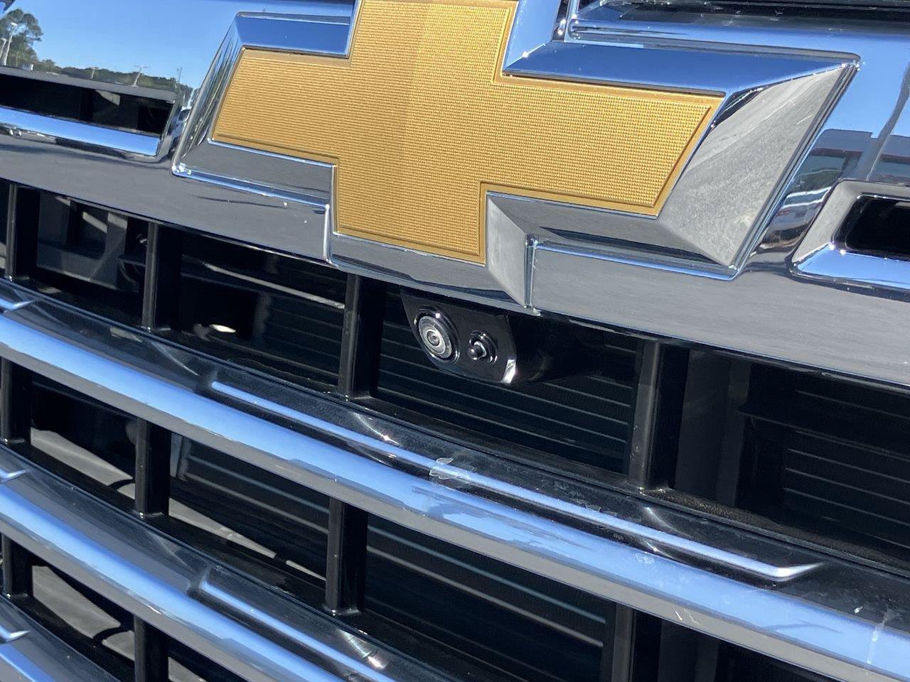 Used 2024 Chevrolet Silverado 3500 High Country w/ High Country Premium Package AWD/4WD image 12