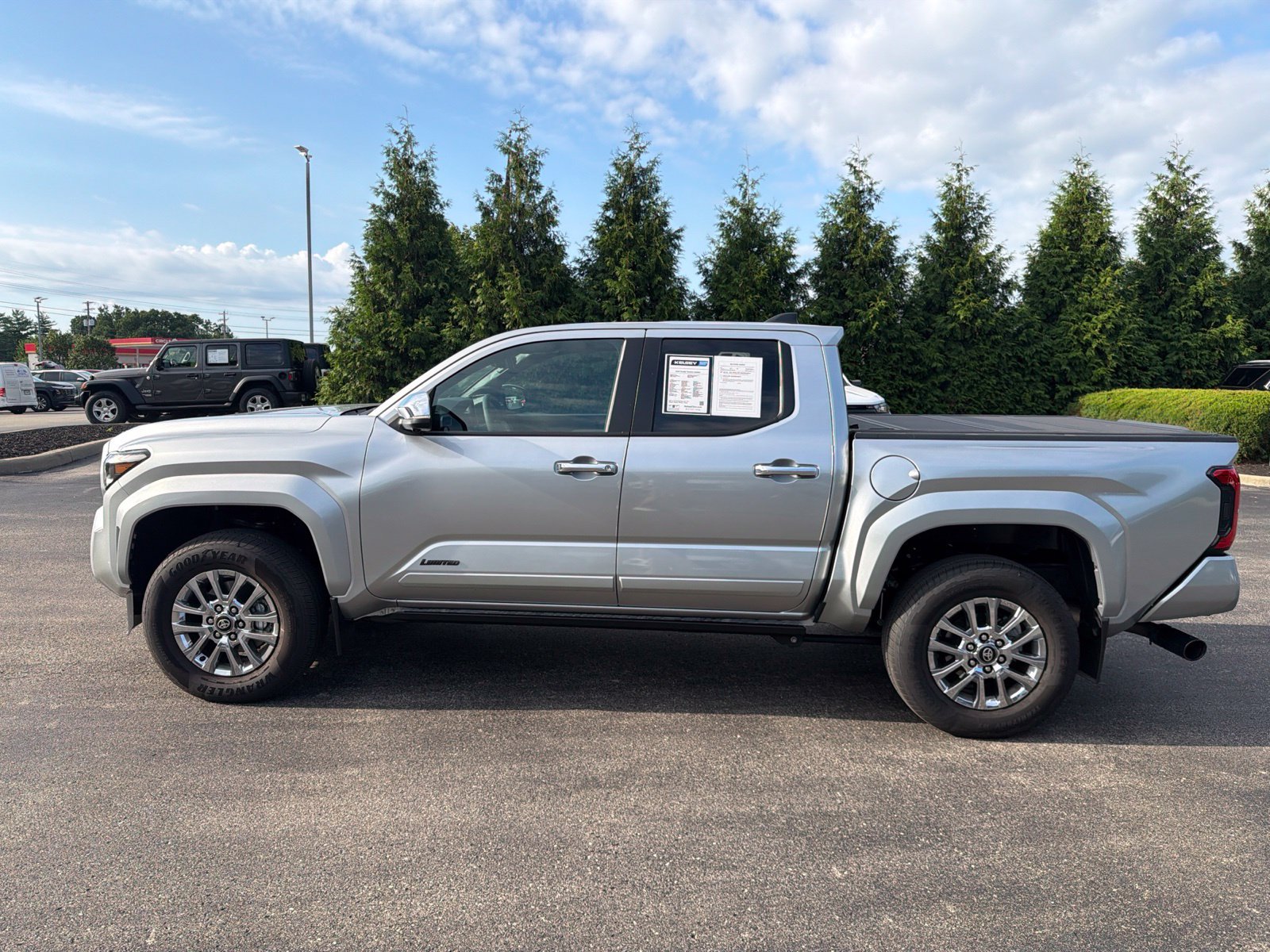 Used 2026 Toyota Tacoma Limited AWD/4WD image 2