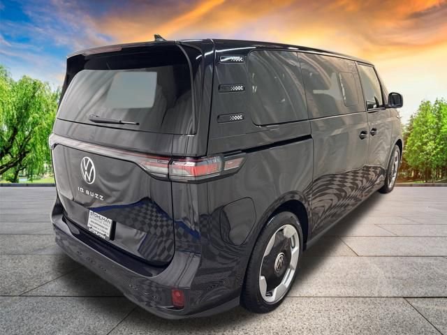 New 2025 Volkswagen ID. Buzz Pro S RWD image 4