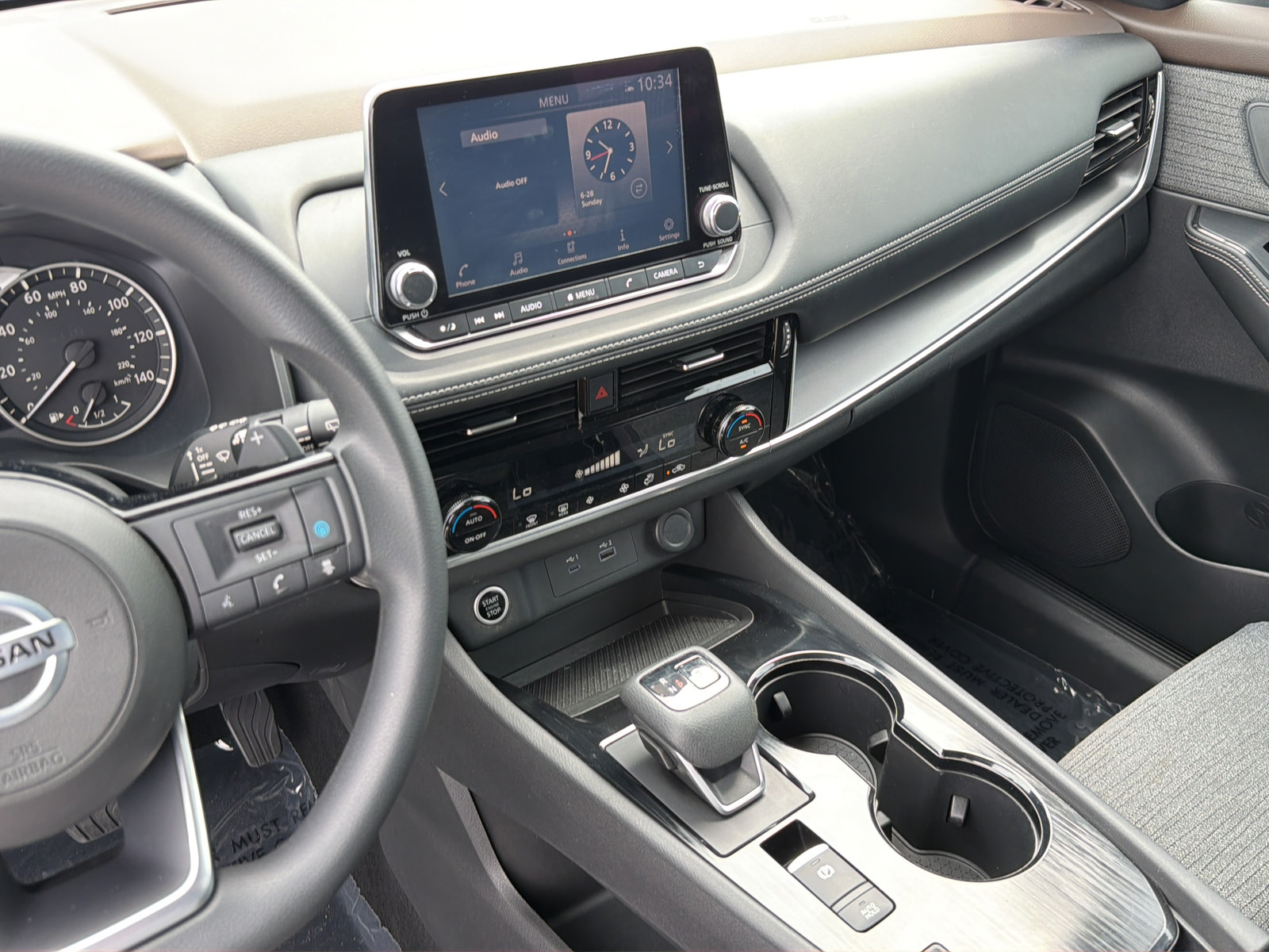Used 2021 Nissan Rogue SV FWD image 23