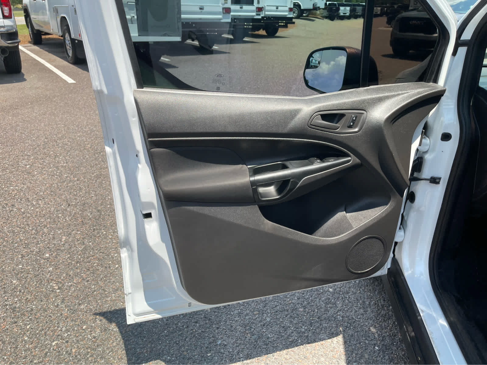 Used 2018 Ford Transit Connect XL FWD image 9