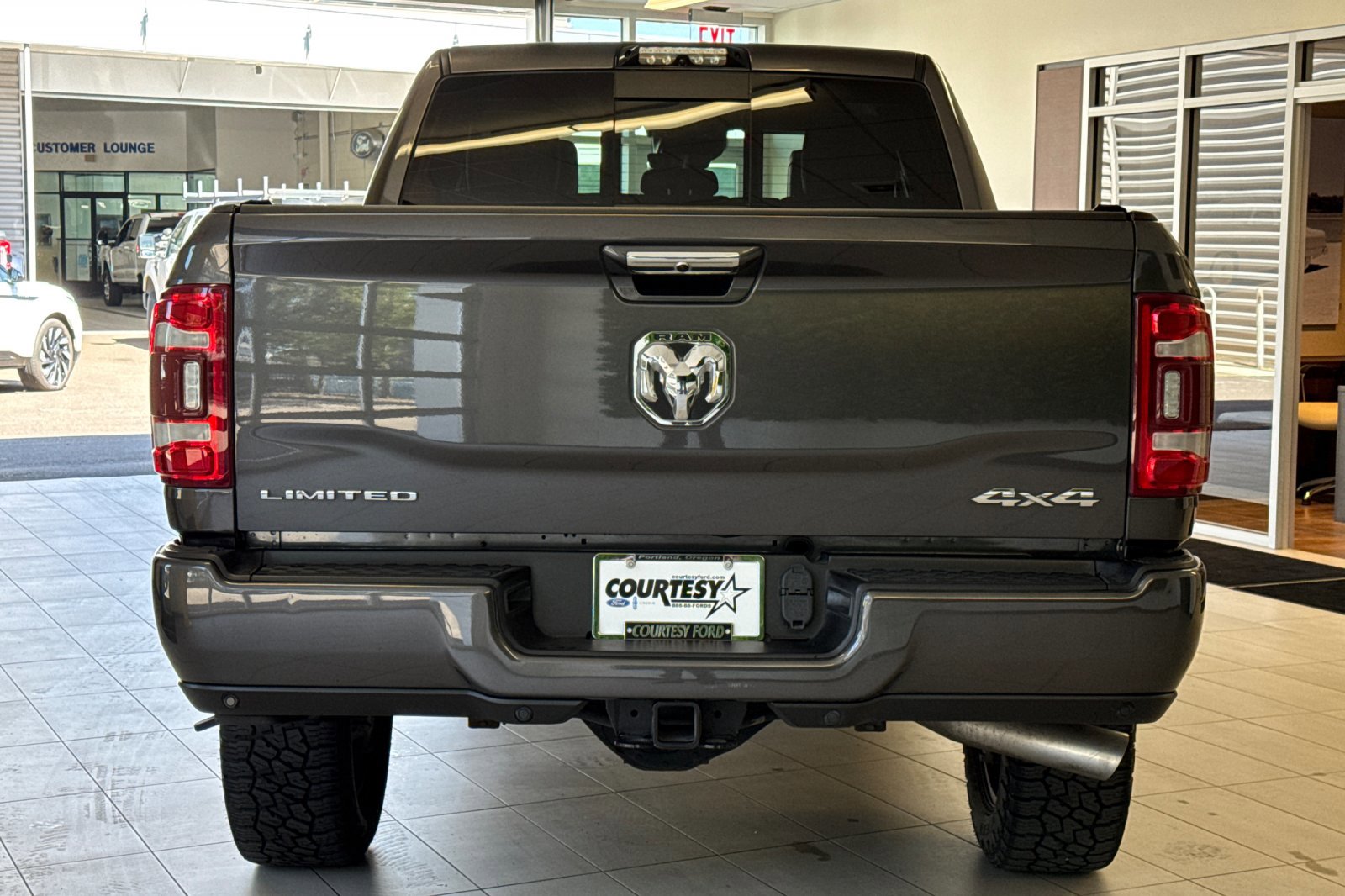 Used 2019 RAM 2500 Limited image 5