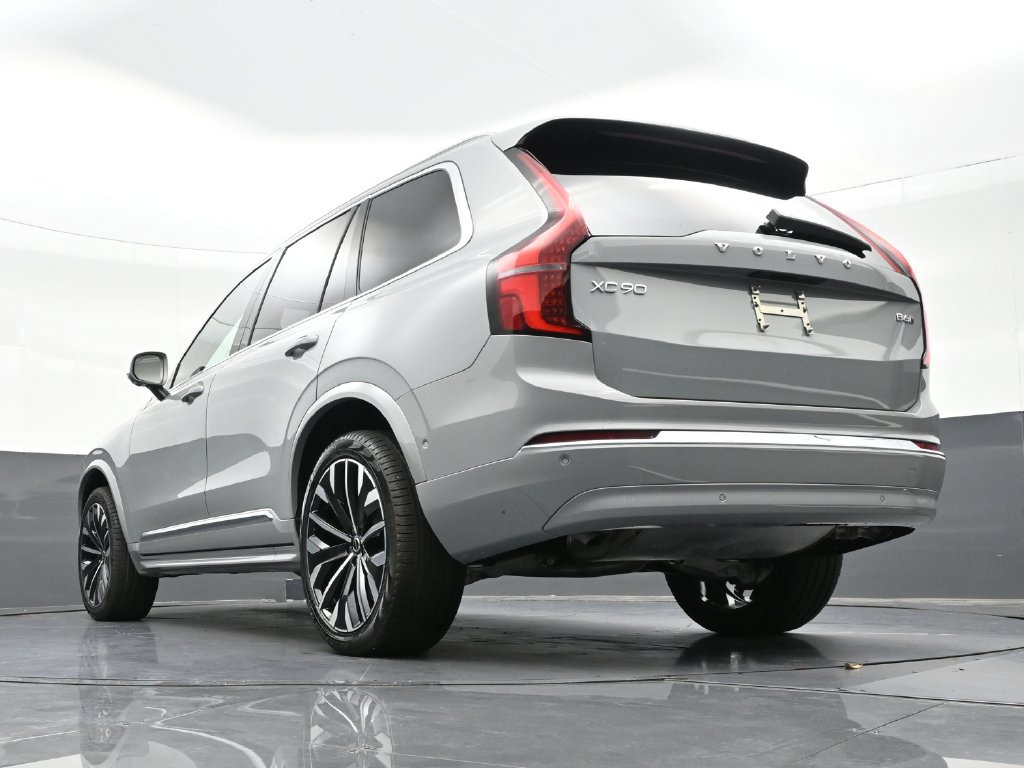 Used 2026 Volvo XC90 B6 Ultra w/ Protection Package AWD/4WD image 27