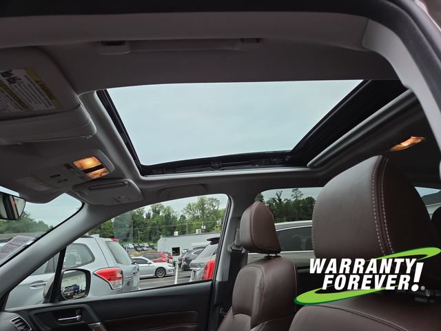 Used 2017 Subaru Forester 2.5i Touring AWD/4WD image 13