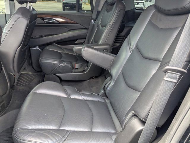 Used 2020 Cadillac Escalade Luxury w/ Escalade Sport Edition RWD image 14