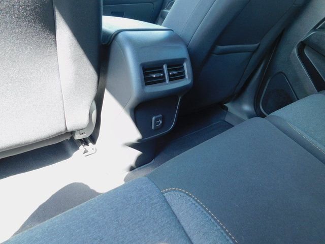 Used 2022 Chevrolet Equinox LT image 21